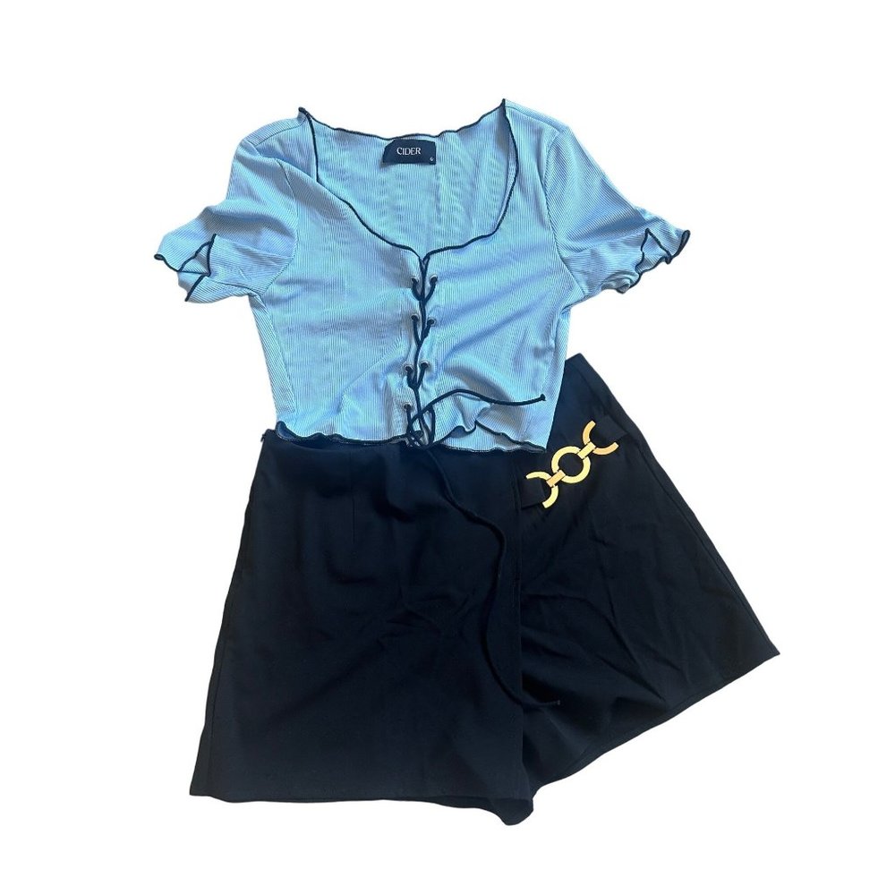 Crop Top And Short Pant Bundle Size S - image 1